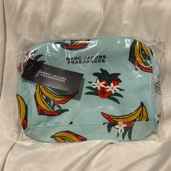 Marc jacobs make up puch - Picture 6 of 6